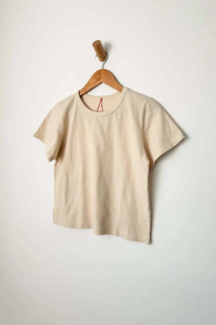 Le Bon Shoppe little boy tee t-shirt vintage bone cream | Pipe and Row