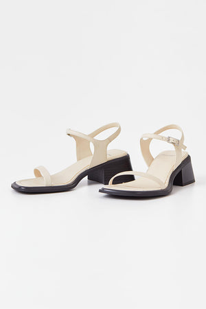 Vagabond Ines two strap leather sandal off white | PIPE AND ROW