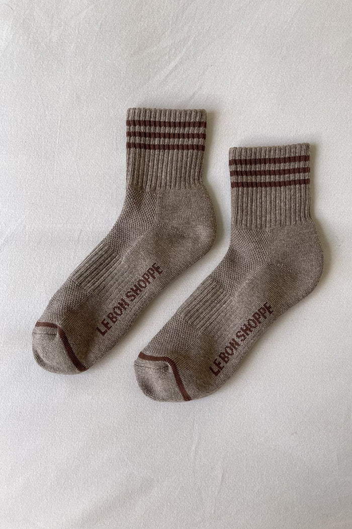 GIRLFRIEND crew SOCKS HAZELWOOD brown | Pipe and Row boutique Seattle