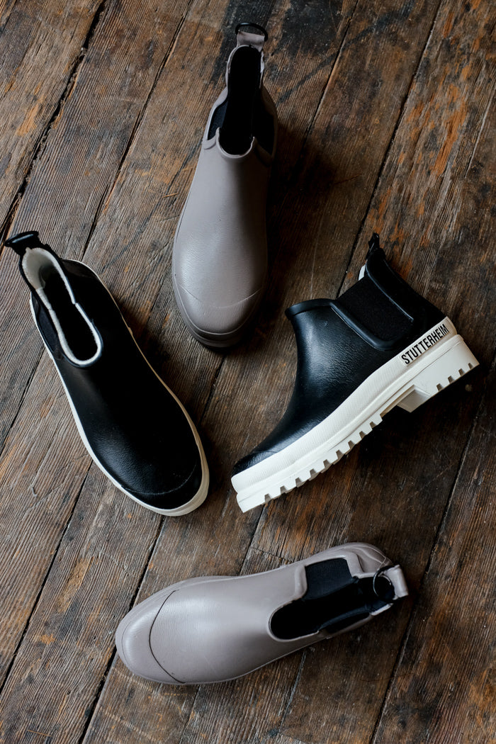 STUTTERHEIM SHOES & ACCESSORIES