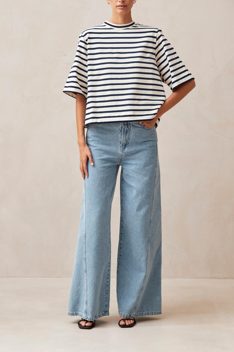 Alohas Capa white navy stripe oversized t-shirt shoulder pad | Pipe and Row