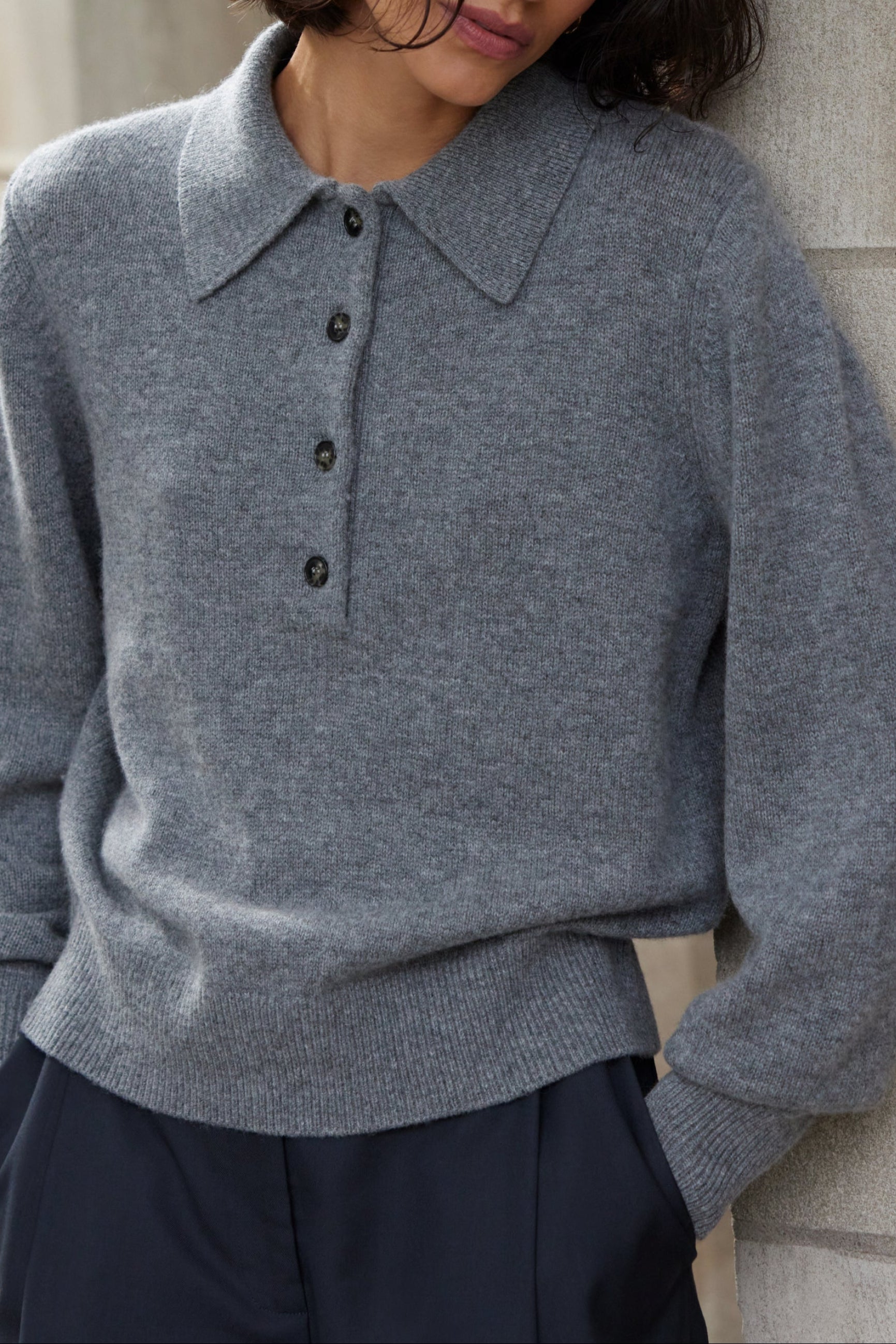 The Cashmere Polo in Heather Grey