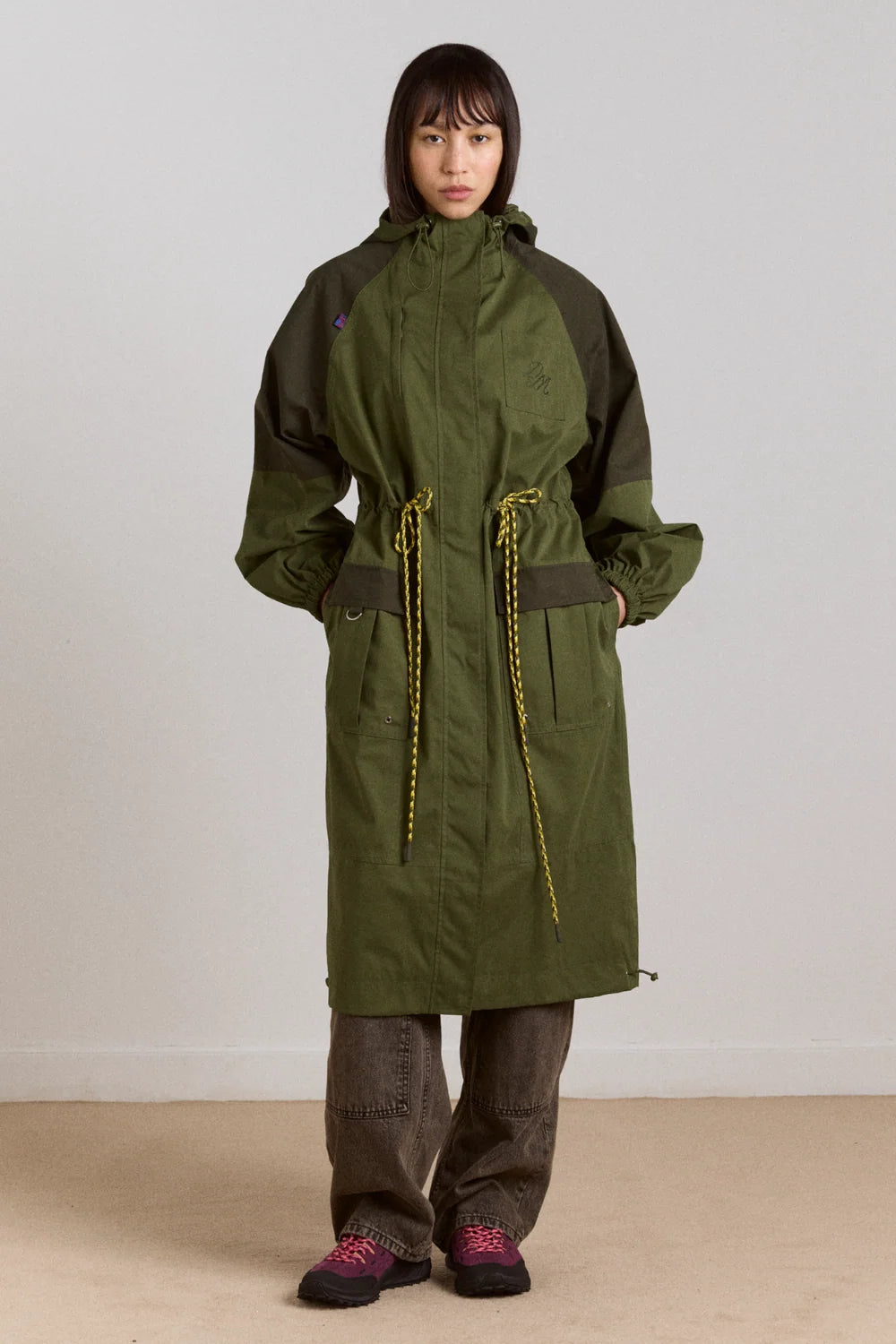 LOGAN RAINCOAT