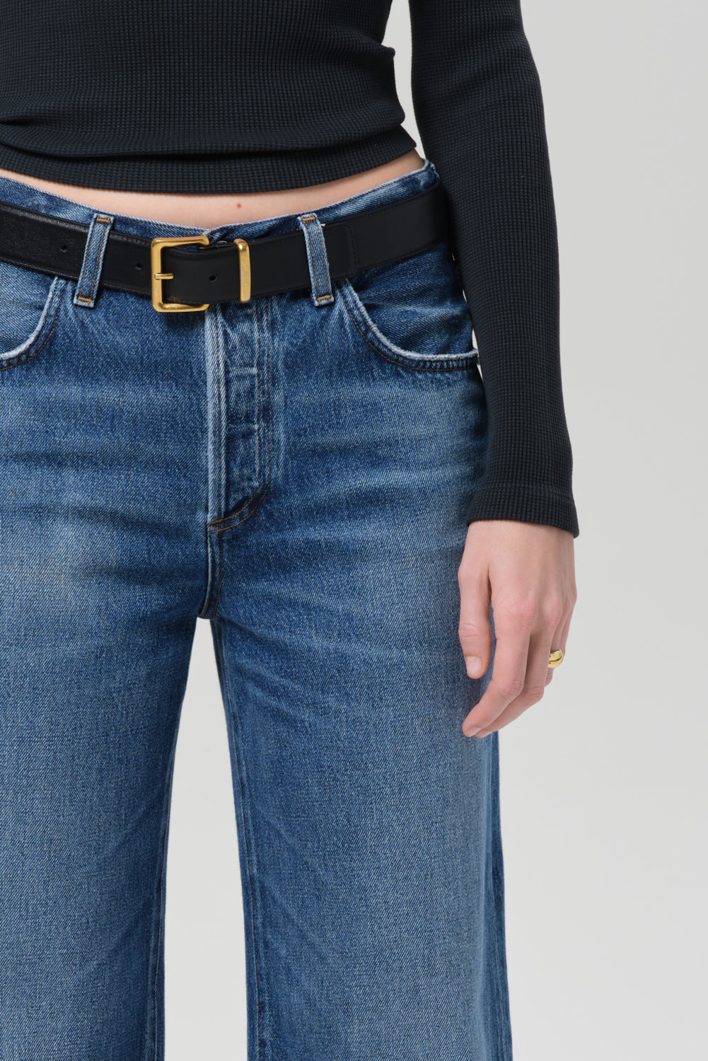 ANNINA JEANS 33"