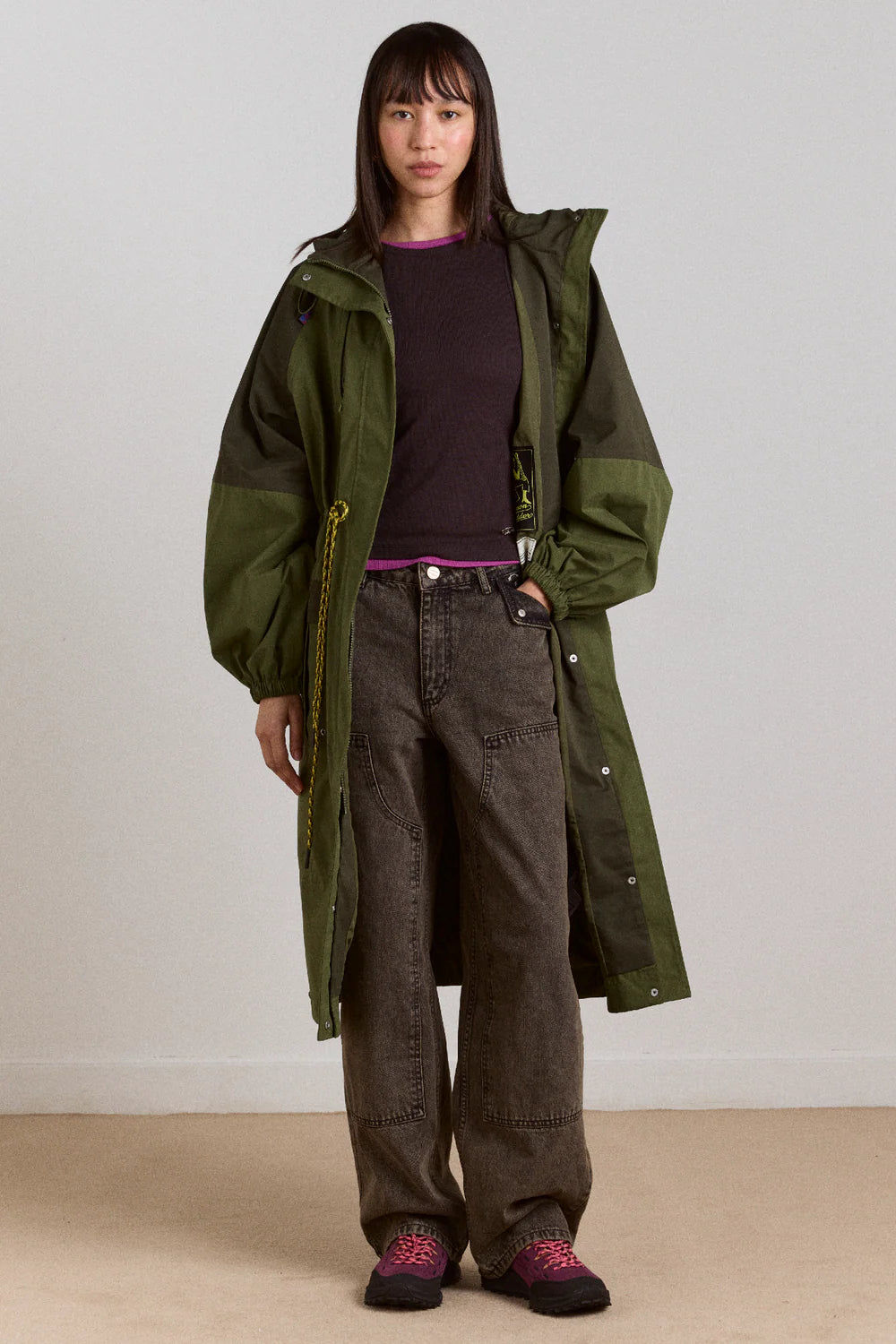 LOGAN RAINCOAT