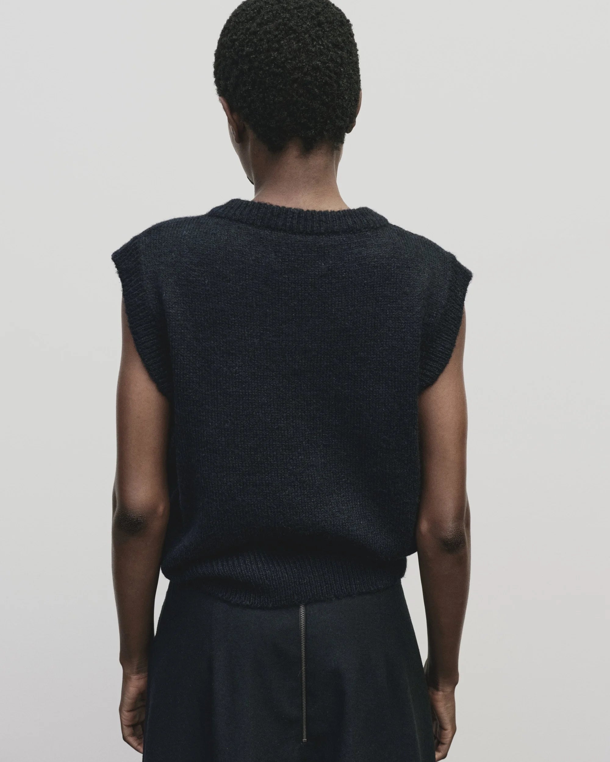 WOOL BLEND V-NECK VEST