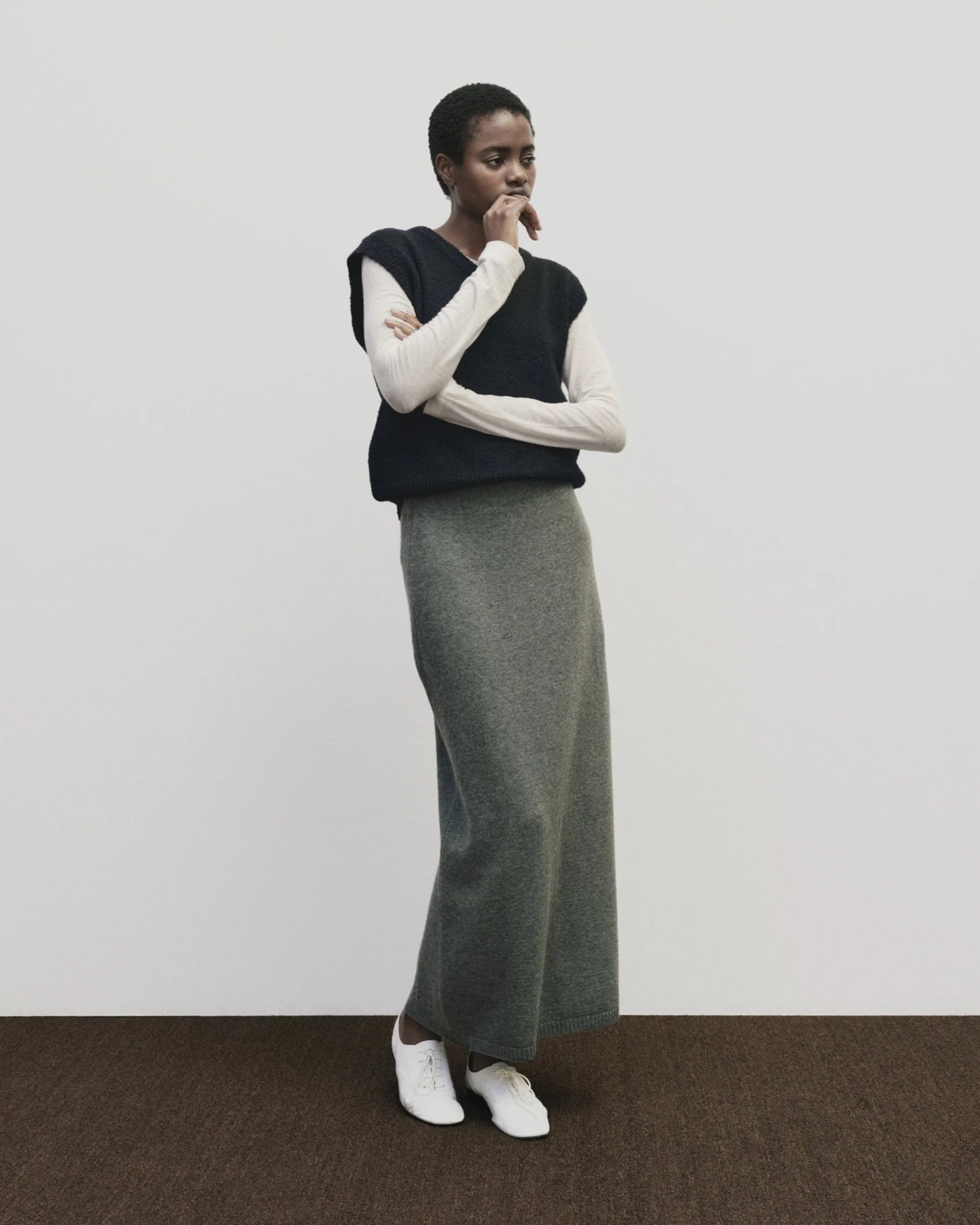 WOOL BLEND V-NECK VEST