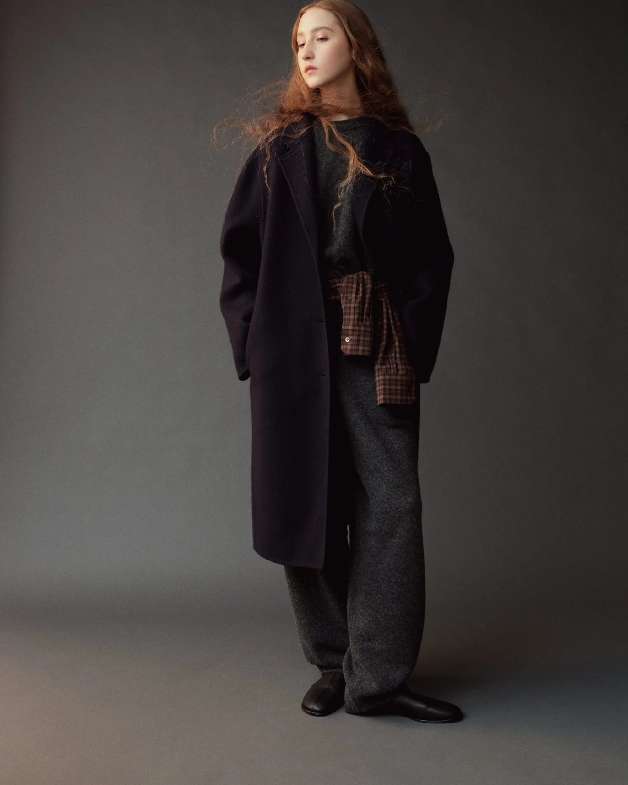 OVERSIZED CREW NECK SWEATER