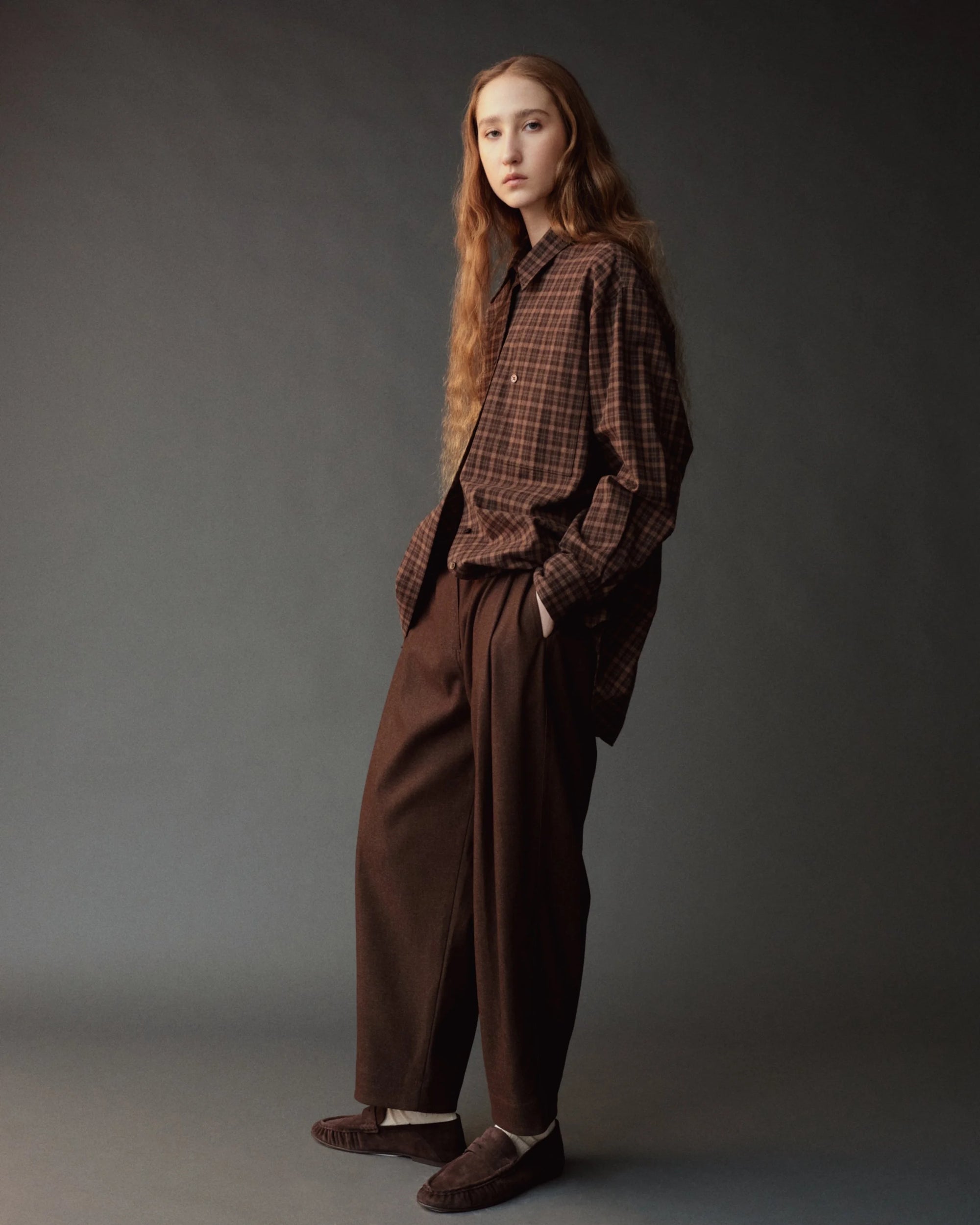 CROPPED BARREL LEG PANTS