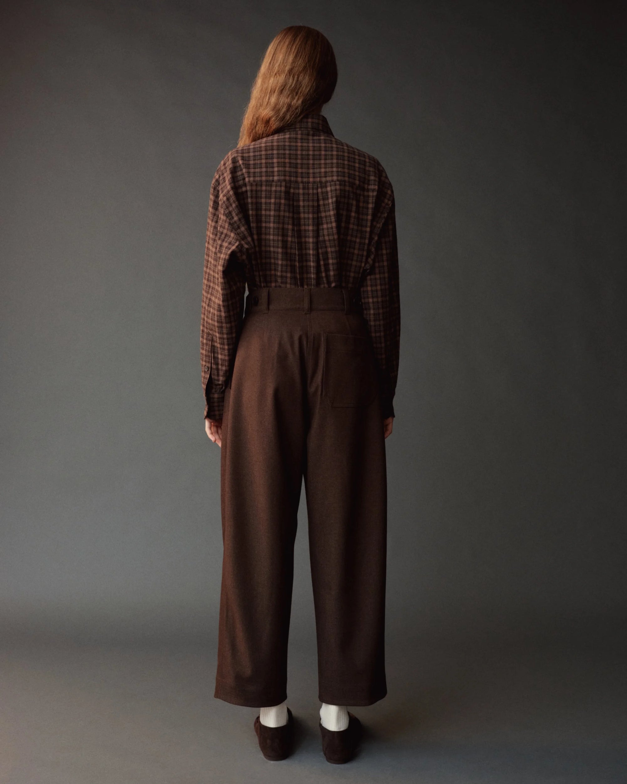 CROPPED BARREL LEG PANTS