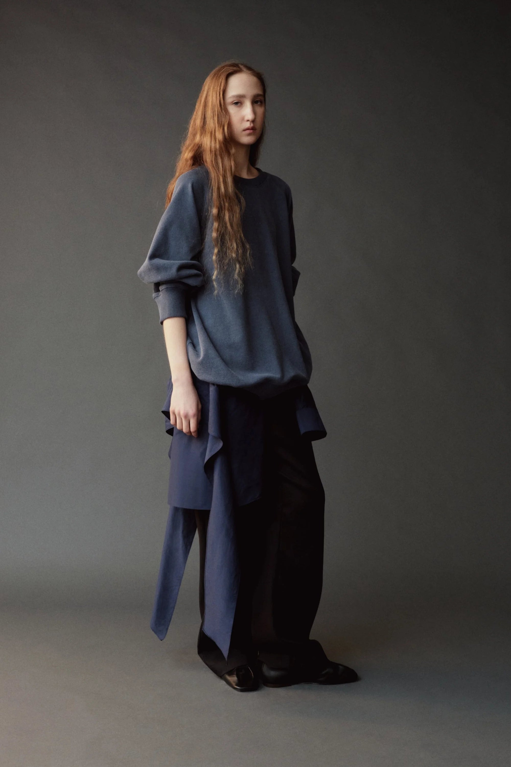 OVERSIZED SWEATSHIRT