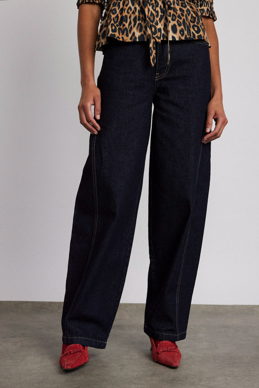 Damson Madder wide leg, high rise, Dion jean denim dark indigo 