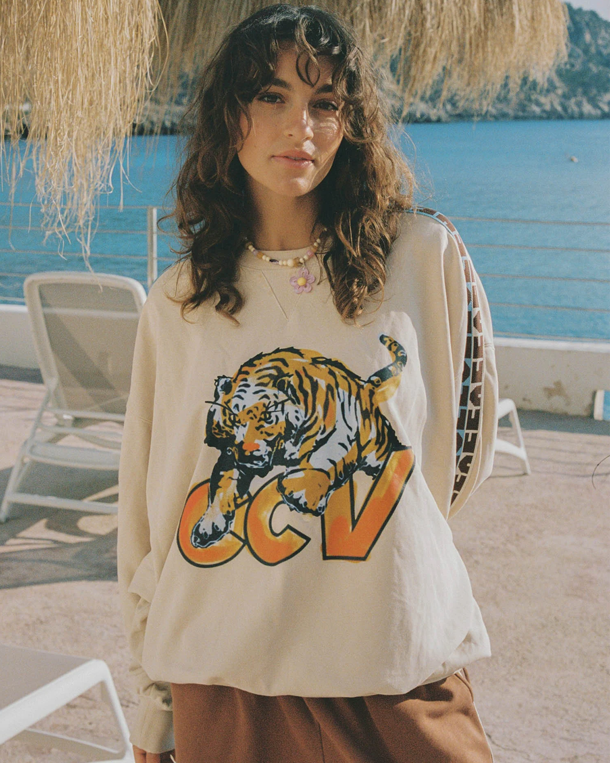 VINTAGE SPORTS TIGER JUMPER