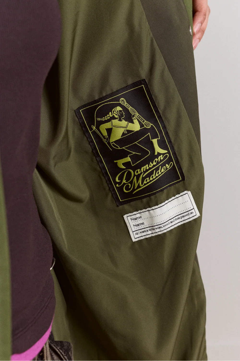 LOGAN RAINCOAT