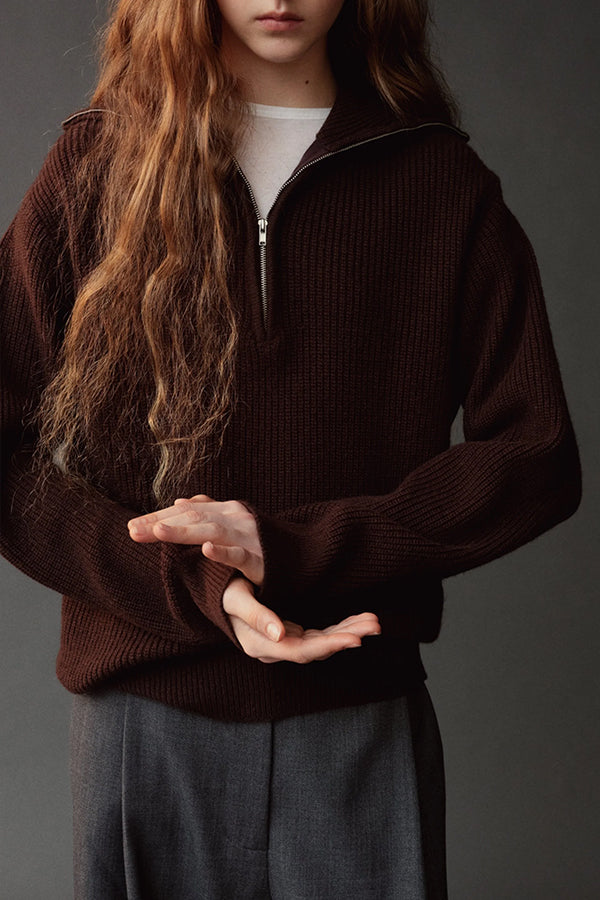 RIBBED HALF-ZIP SWEATER
