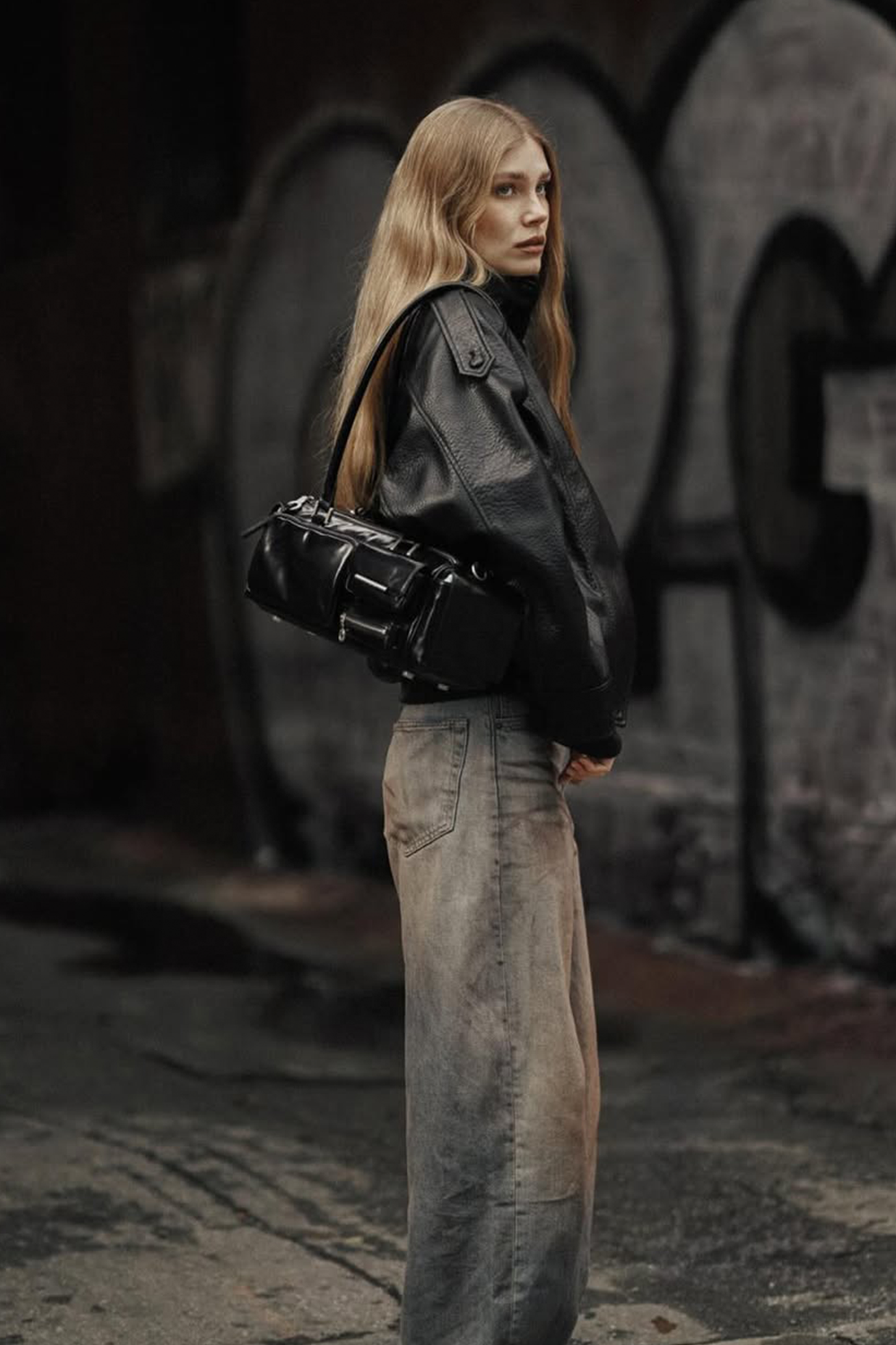 CAPTURE MULTIPOCKET BAG
