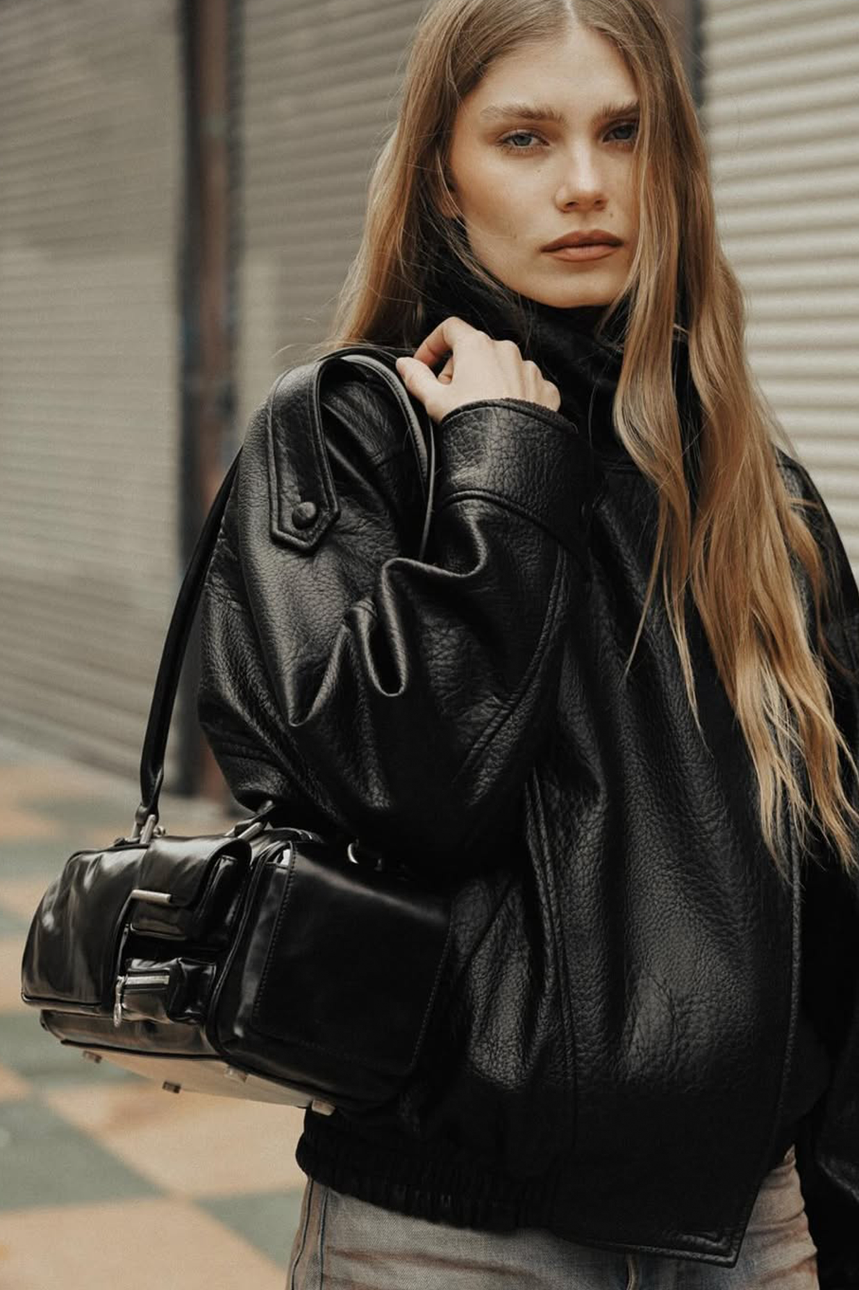 CAPTURE MULTIPOCKET BAG