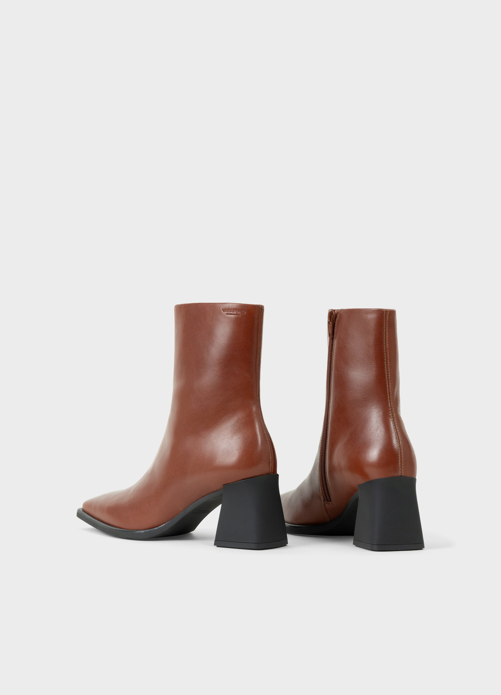 HEDDA BOOTS