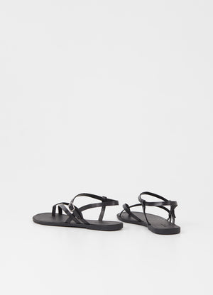 Vagabond Tia 2.0 strappy minmal sandal black leather | Pipe and Row