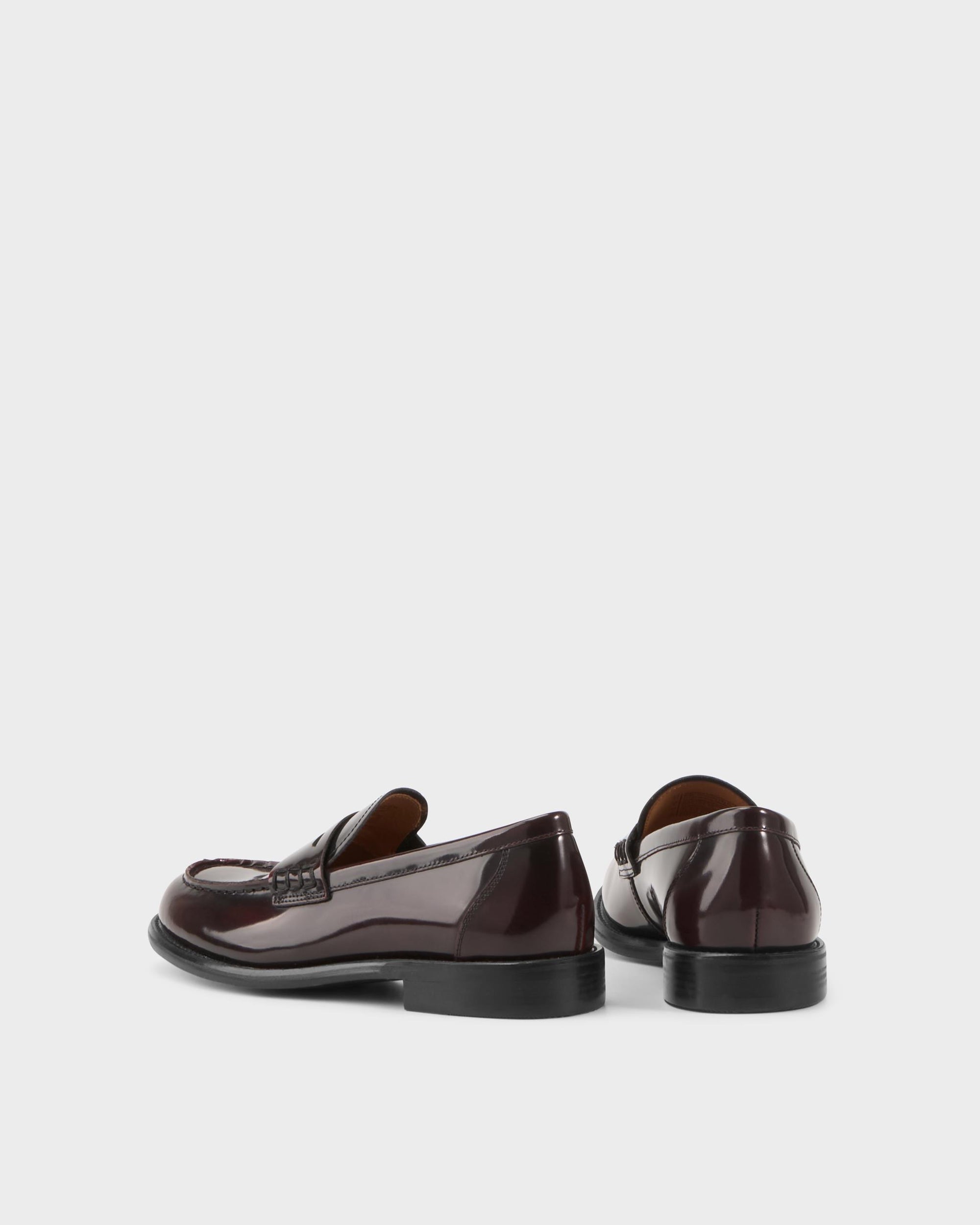 LINN LOAFER