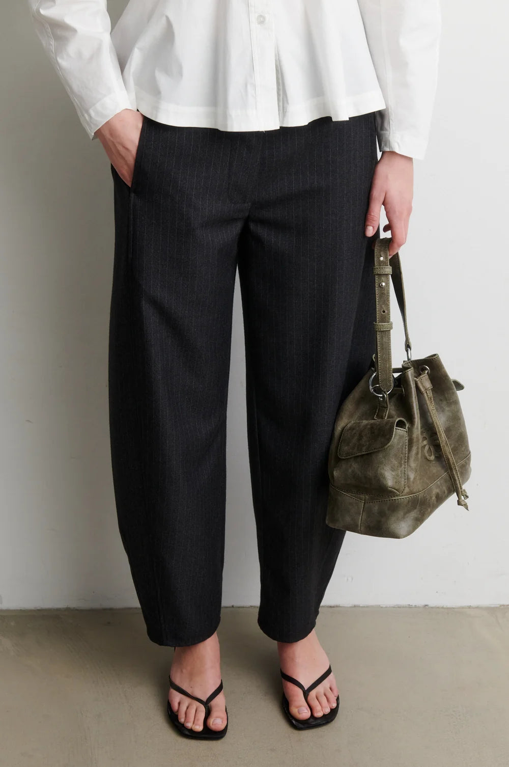 VIENNE BARREL TROUSERS