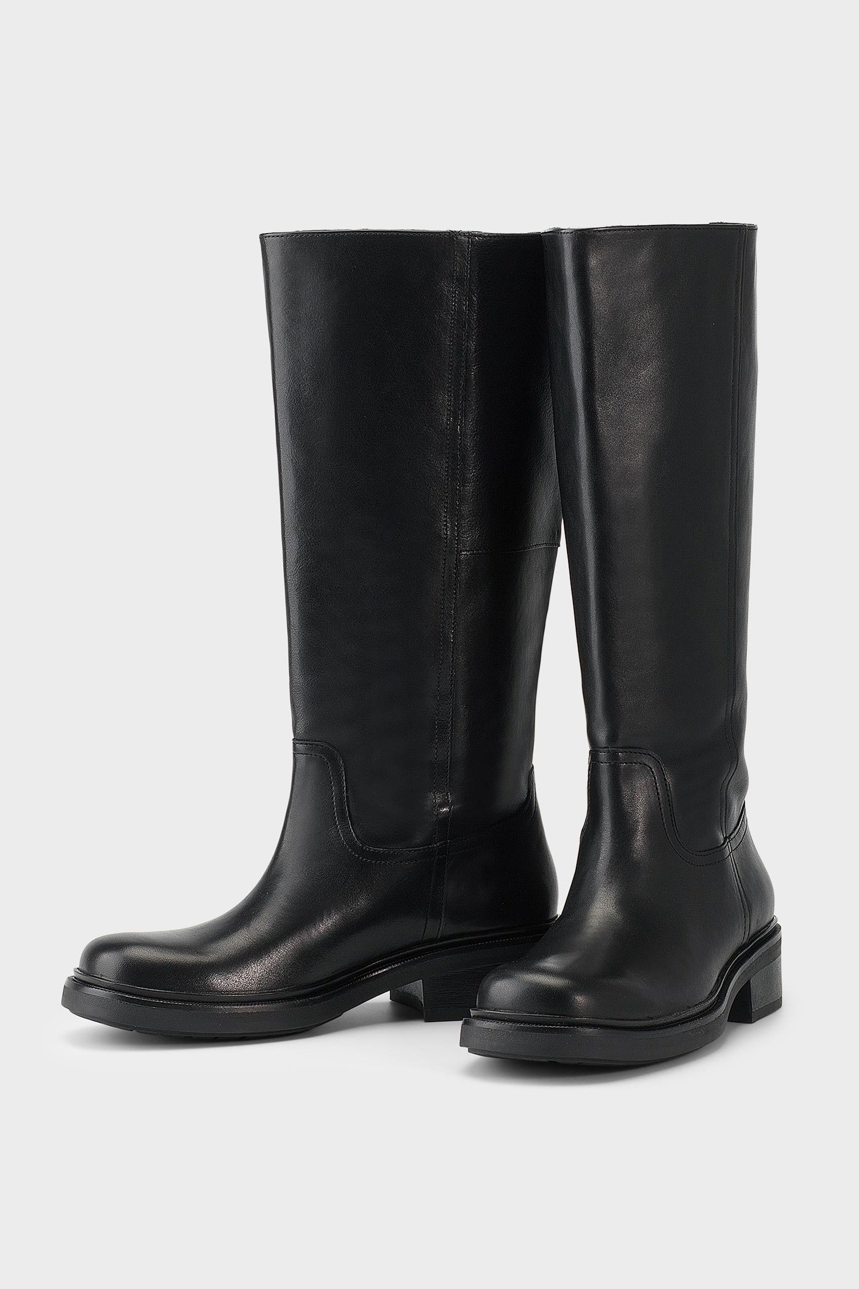 Vagabond black leather Karlie tall boots round toe | Pipe and Row Seattle