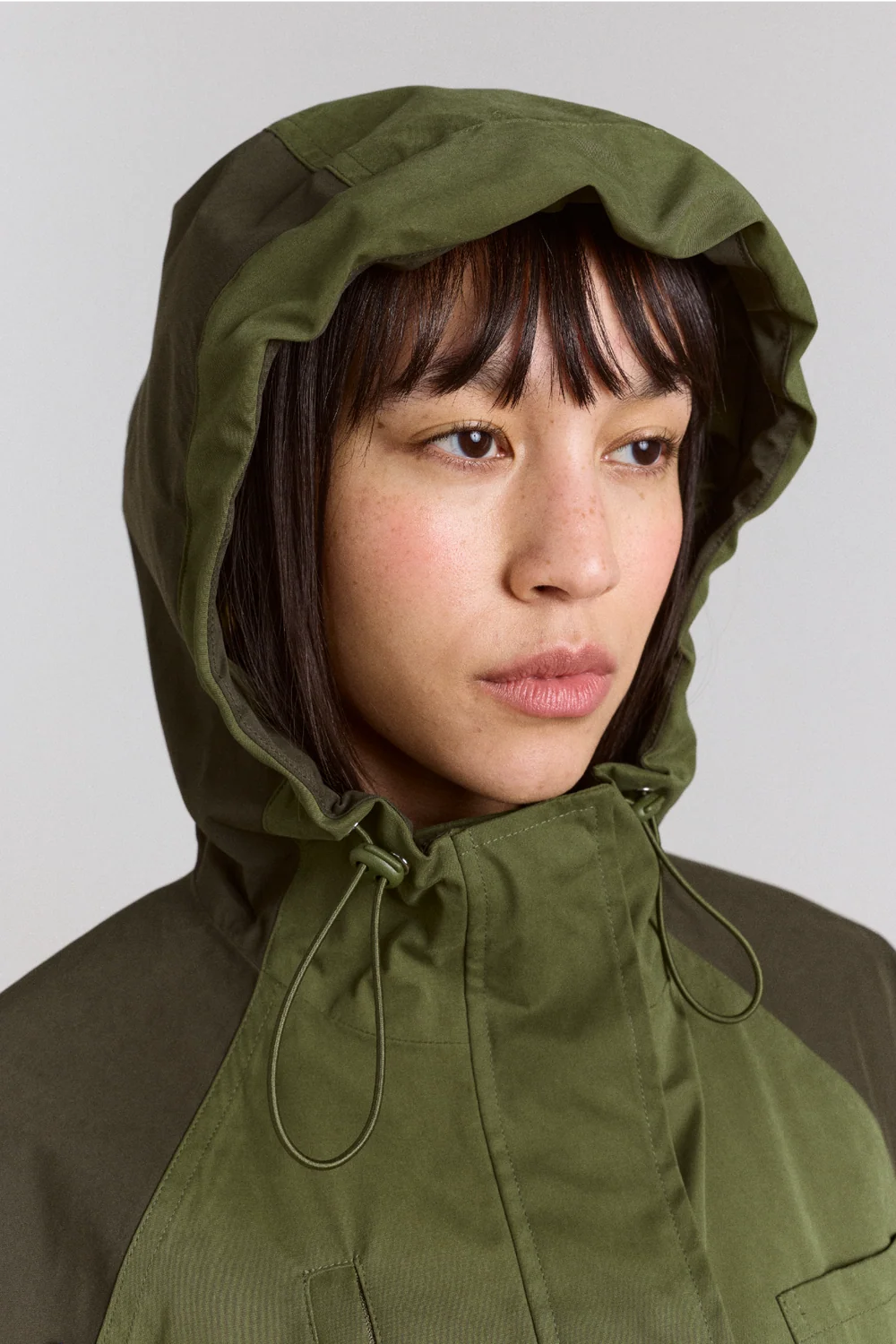 LOGAN RAINCOAT