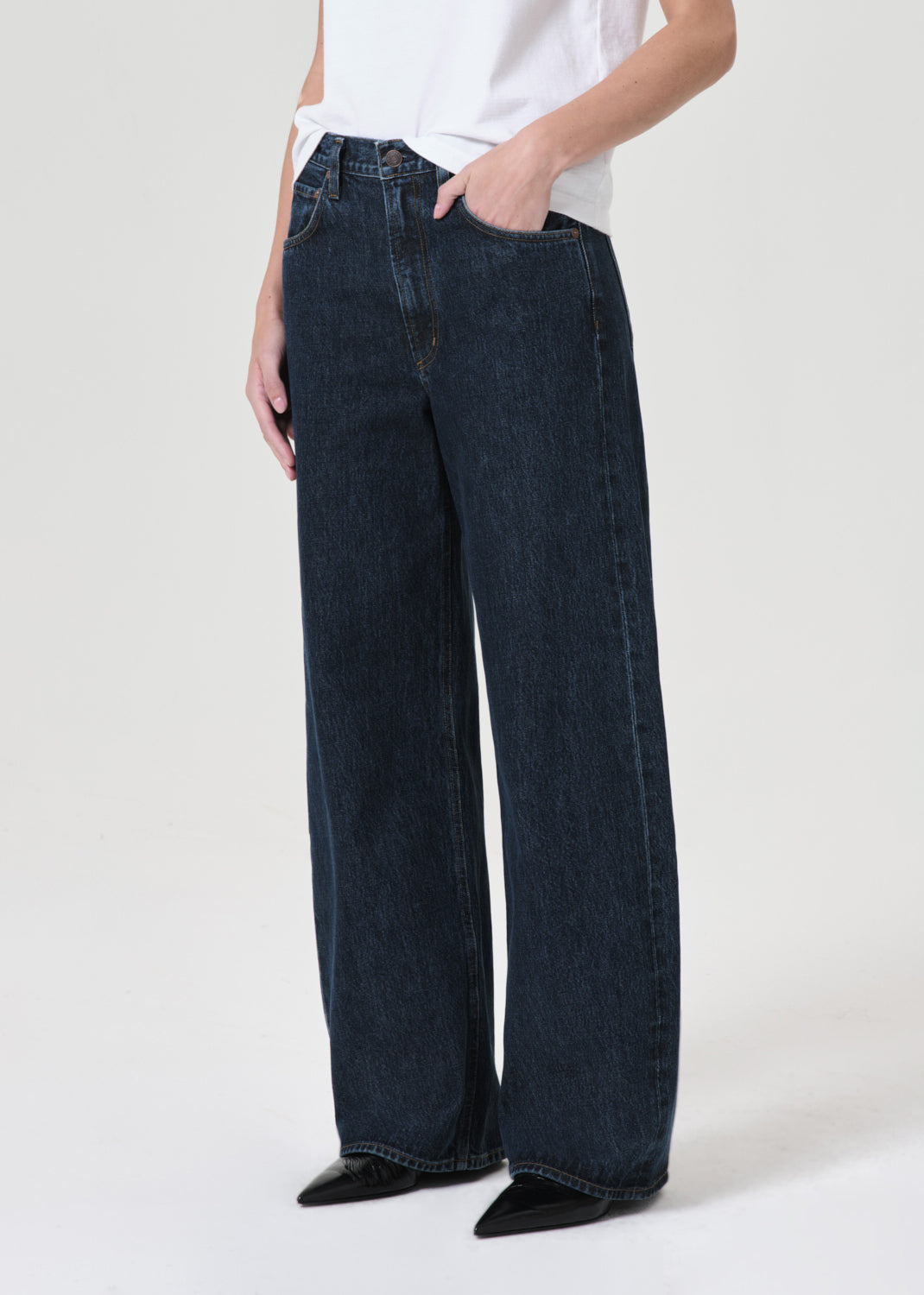 LOW CURVE JEAN