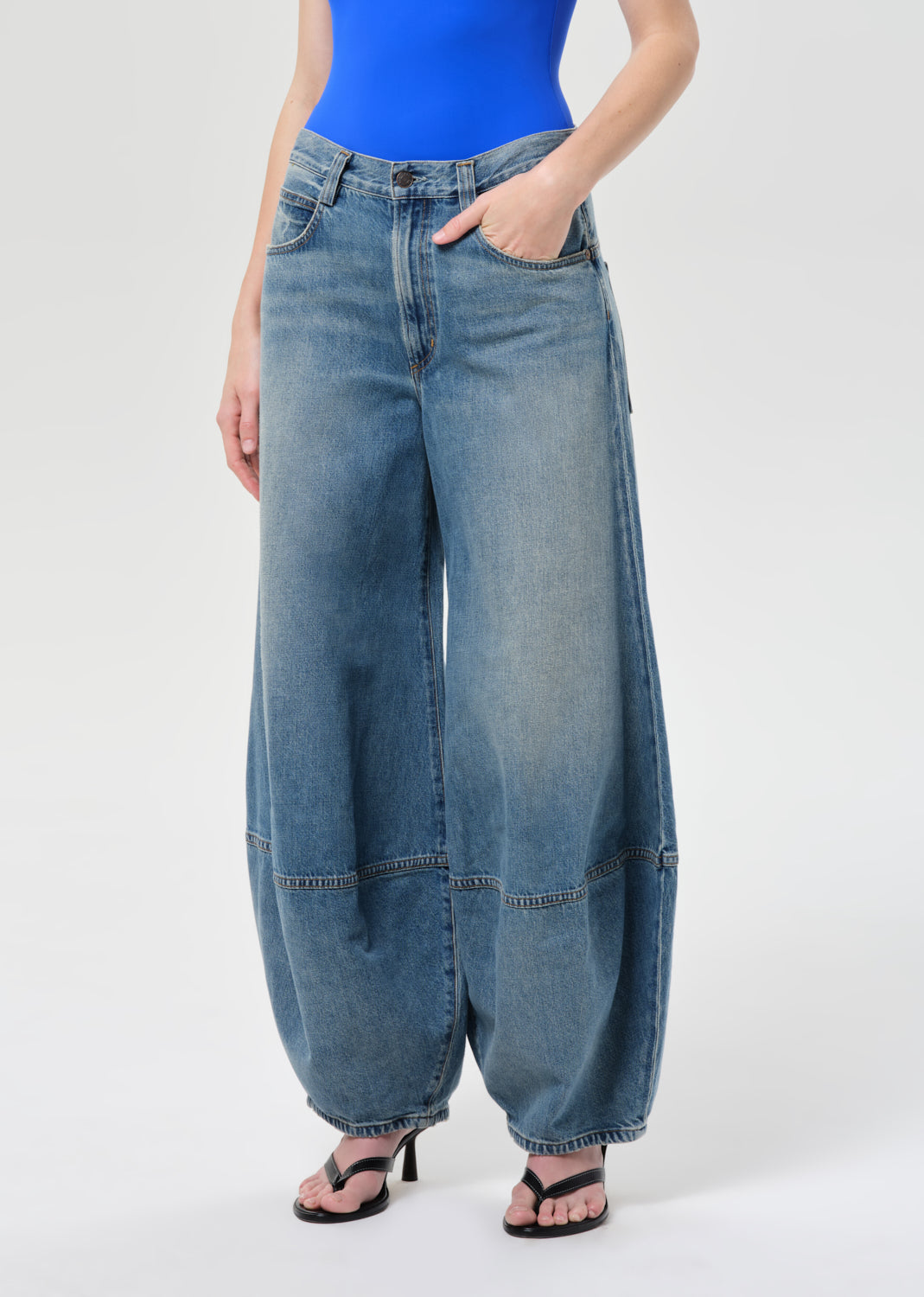 LANTERN JEANS