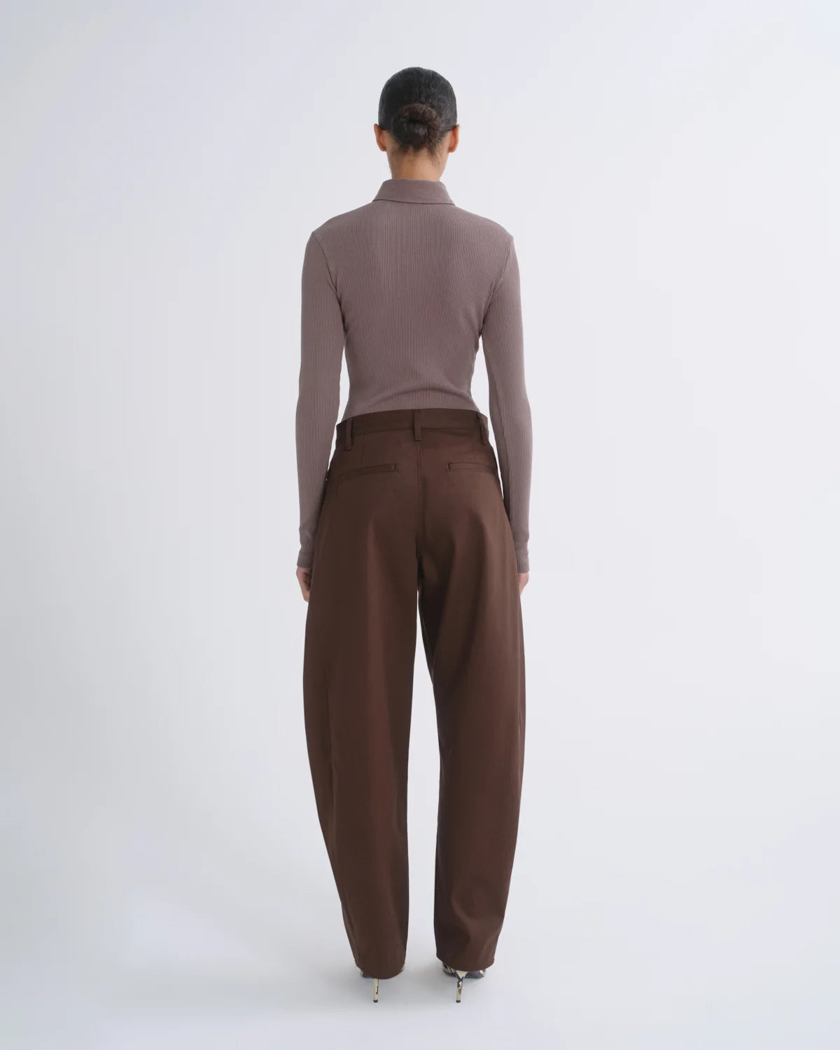 Agolde structured twill Luna Trouser dark chocolate brown deep roast | Pipe and Row