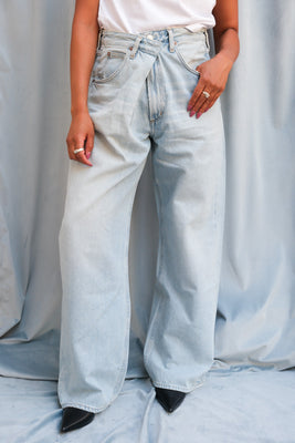 Agolde Vana Fold Jean light wash denim Spark jeans criss cross | Pipe and Row