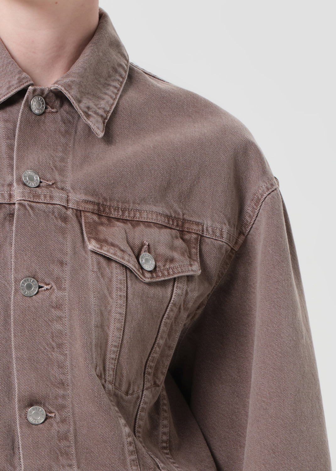 Agolde cropped denim jean Radley Jacket ceramic tan brown | Pipe and Row