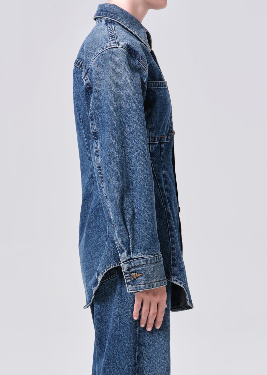 Agolde tailored cinched Wilma denim shirt blue indigo form wash | Pipe and Row Seattle