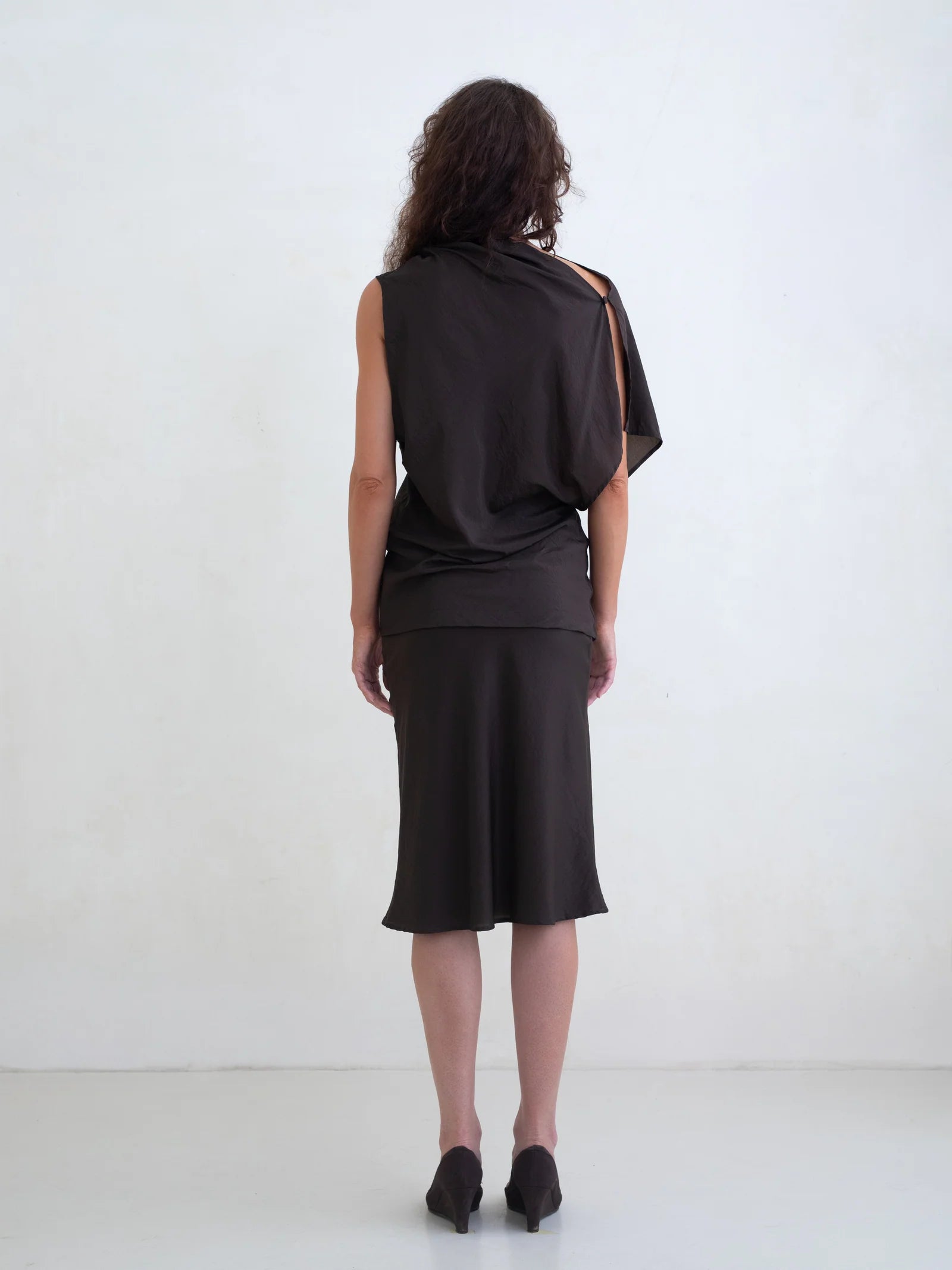 Belle Anna Reverie one shoulder drape tank top brown | Pipe and Row Seattle