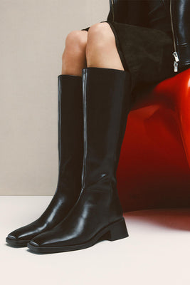 Vagabond knee high tall Blanca boots smooth black leather | Pipe and Row