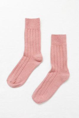 Le Bon Shoppe classic cashmere socks rose petal pink | Pipe and Row