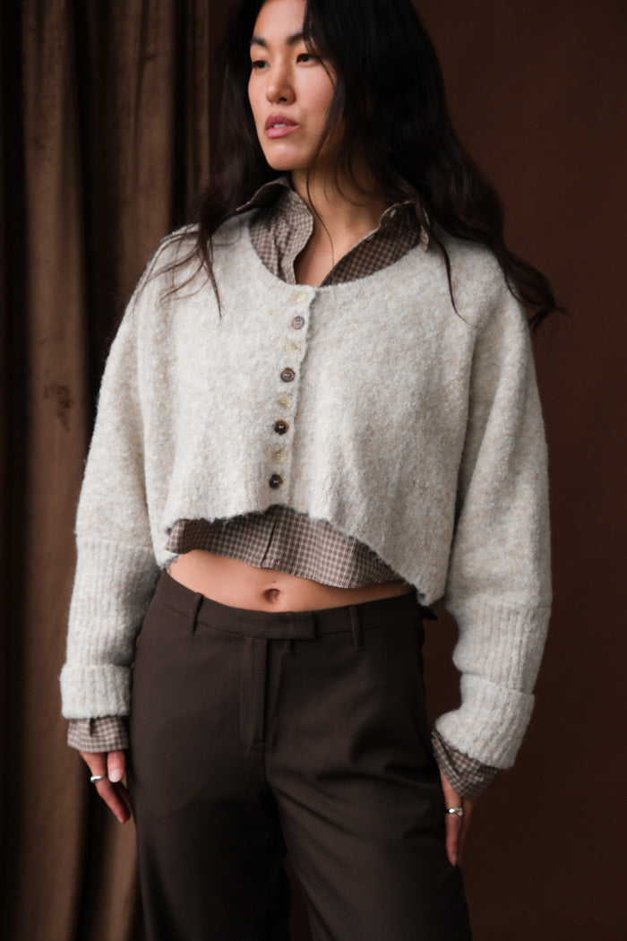 FOAM CROP KNIT CARDIGAN