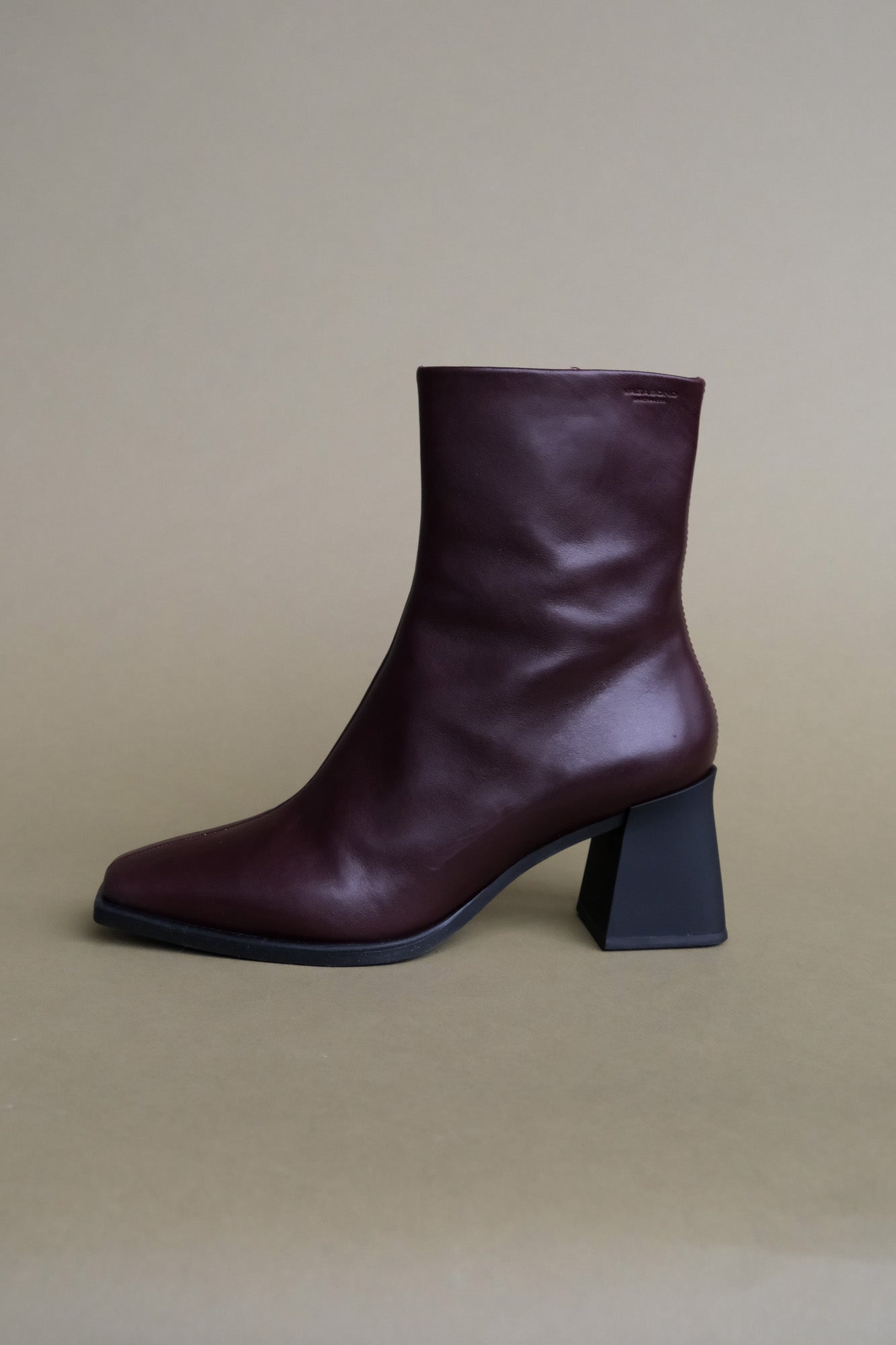HEDDA BOOTS