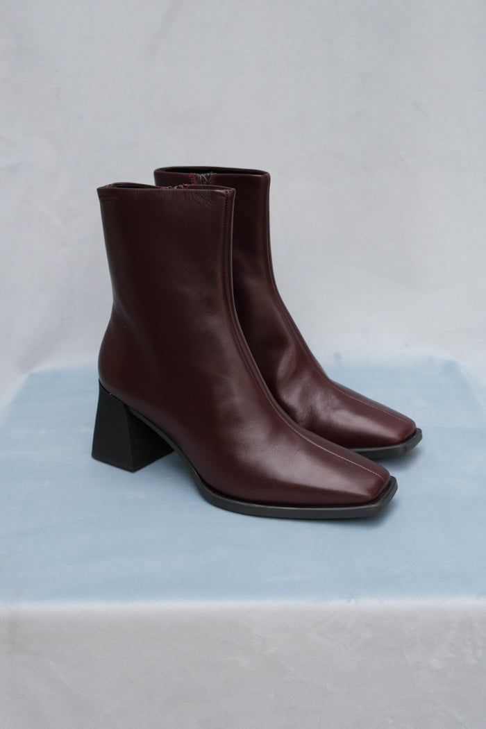 HEDDA BOOTS