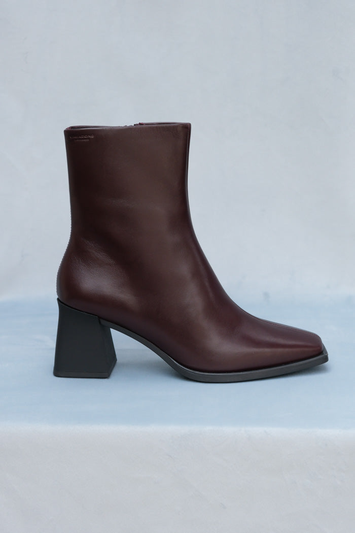 HEDDA BOOTS