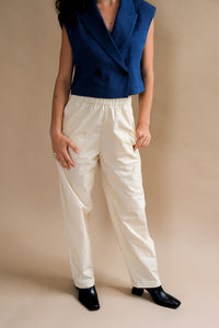 Rita Row relaxed fit, high waist, Bang pant beige tan | Pipe and Row