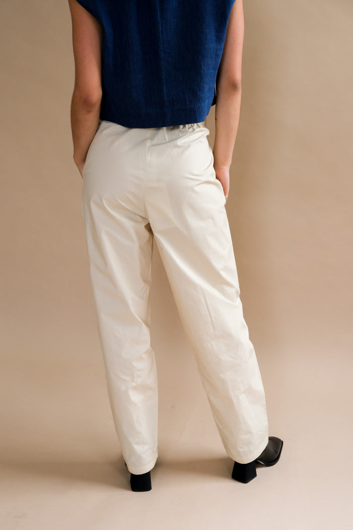 Rita Row relaxed fit, high waist, Bang pant beige tan | Pipe and Row