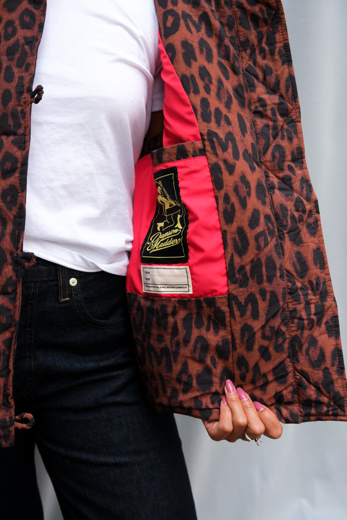 PEARL CHOCOLATE LEOPARD PUFFER