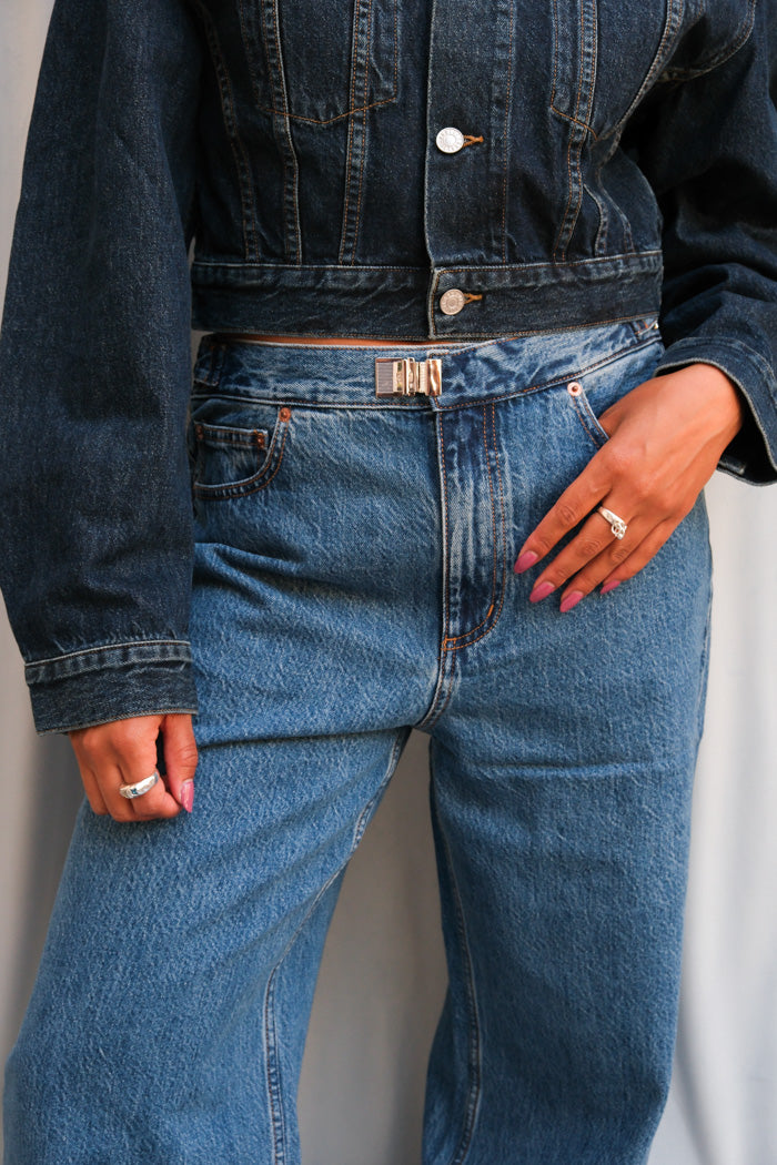BUCKLE JEAN