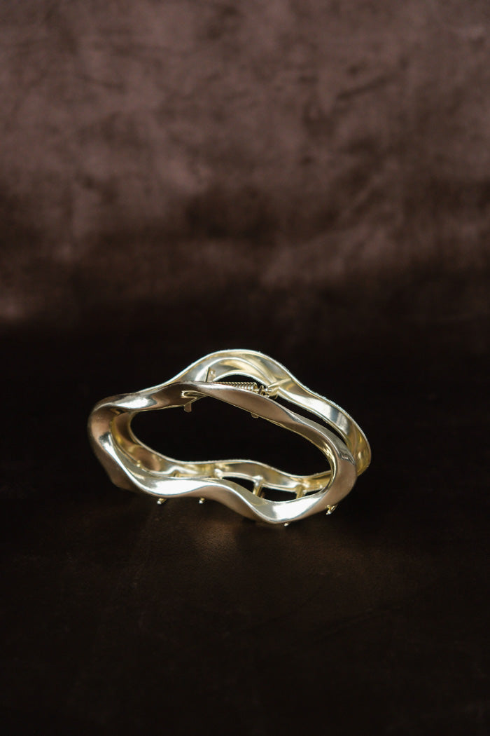 LARGE METAL OVAL HAIR CLAW