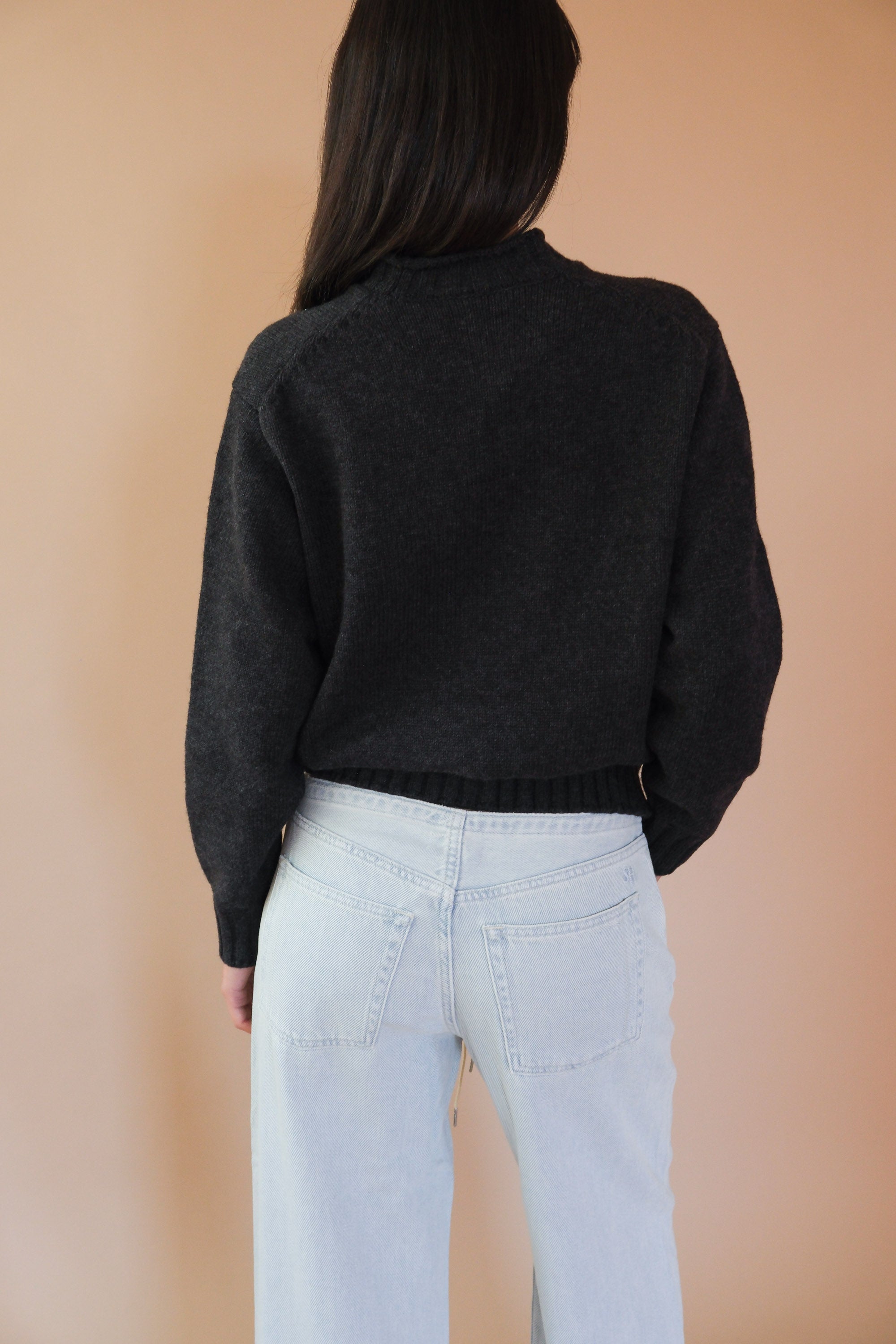 UNISEX CHUNKY ROLL NECK SWEATER