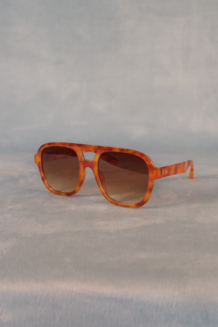 WHIRLPOOL SUNGLASSES VINTAGE TORT