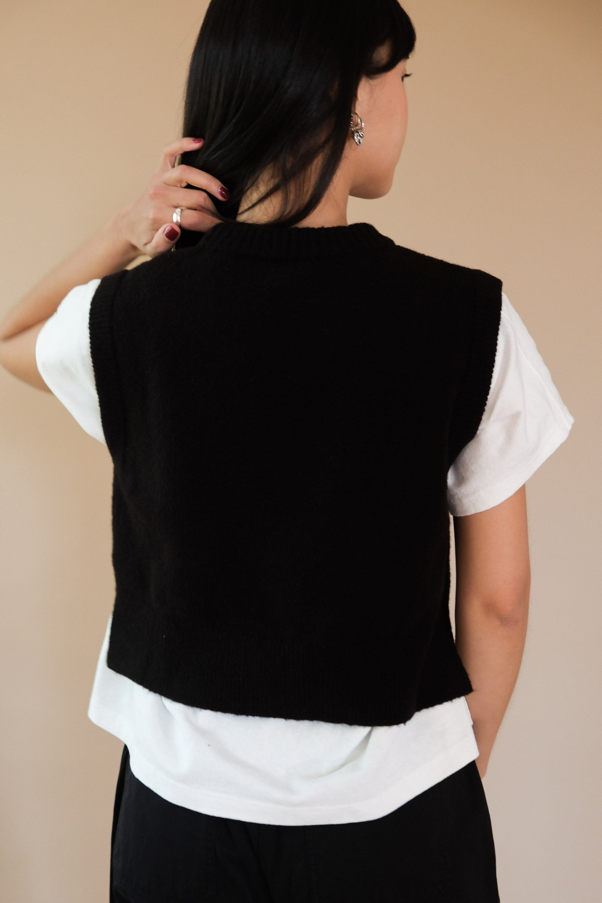PILAR VEST