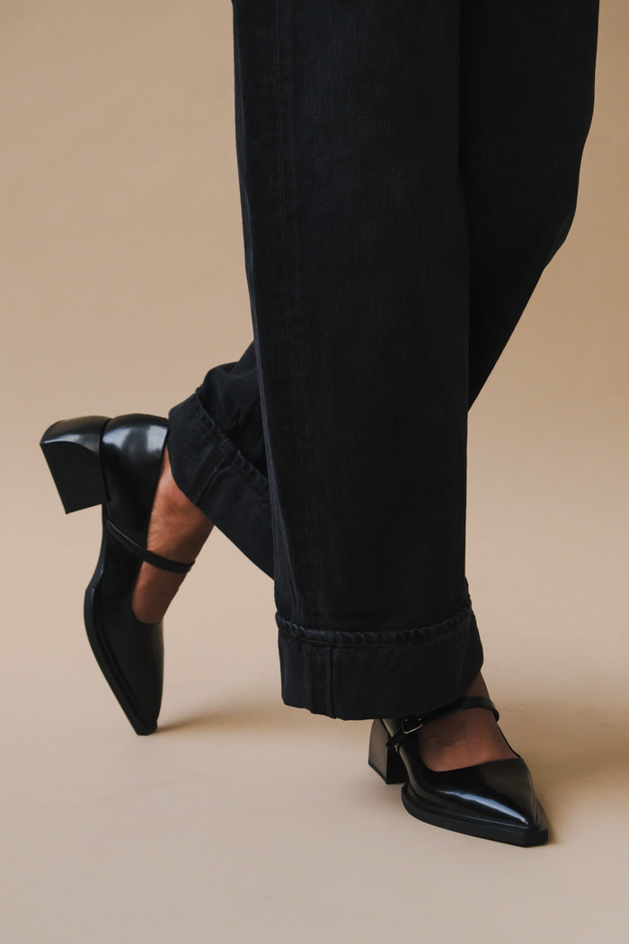 VIVIAN MARY JANE PUMPS