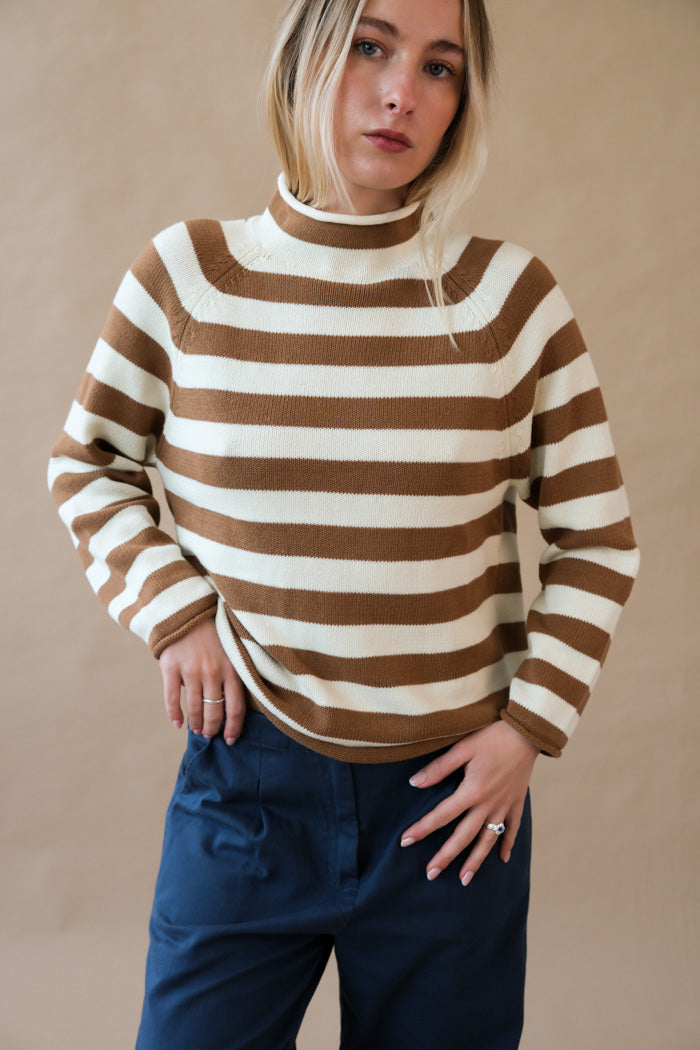 MOCK NECK SWEATER